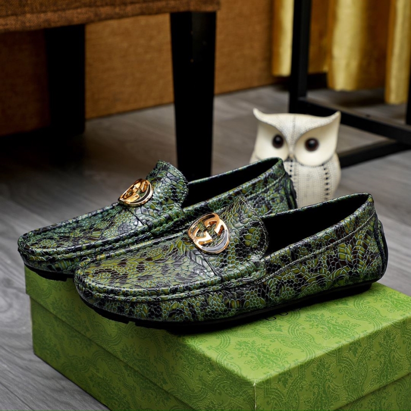 G*u*i leather shoes